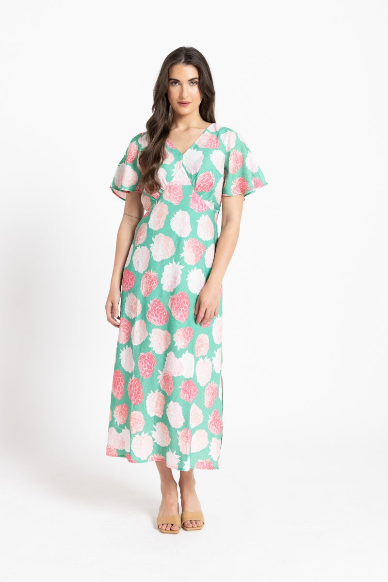 Women wearing a green dress