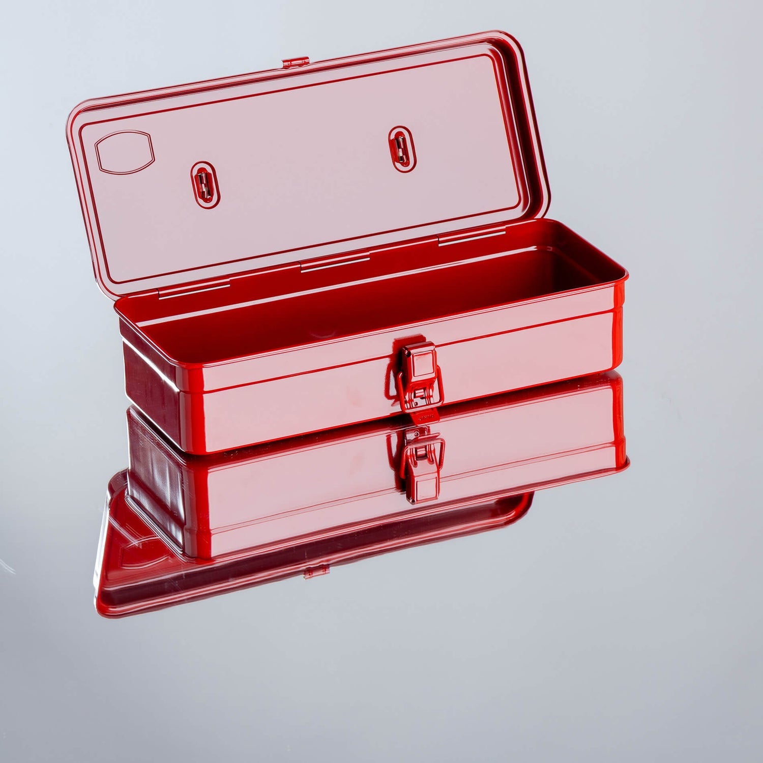 未開封　Supreme TOYO Steel T-320 Toolbox Red Supreme TOYO Steel T-320 Toolbox Red [FW22] - Prior